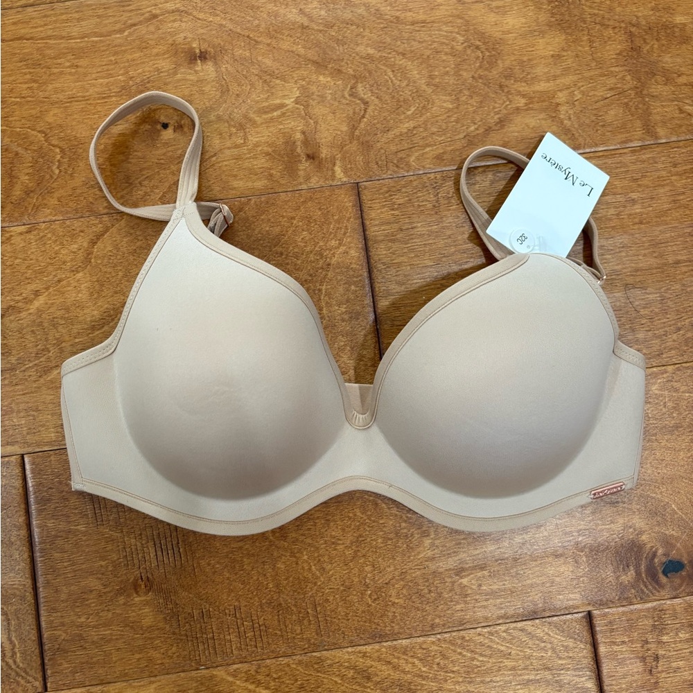 NWT Le Mystère Clean Lines T-Shirt bra 32C